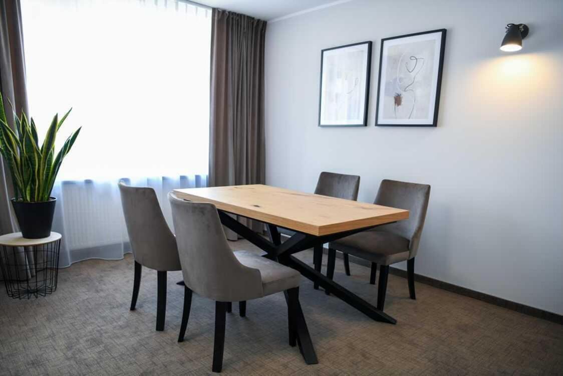 Lofft Hotel Ciechanow Luaran gambar